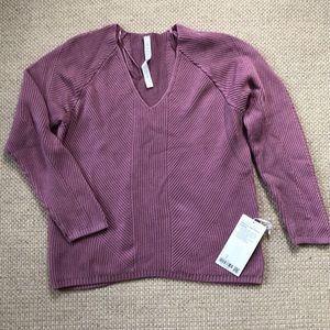 NWT szS  Lululemon What the heart wants sweater